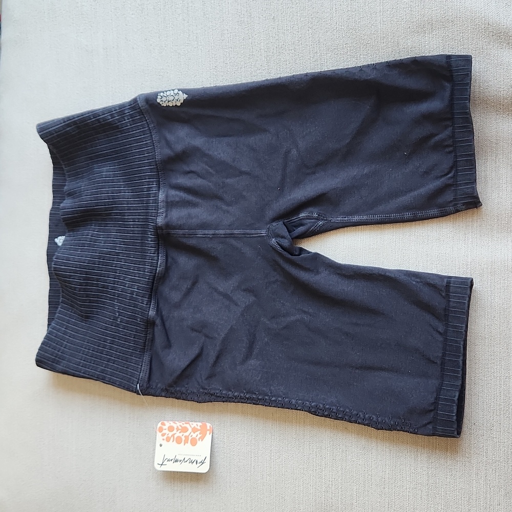 Good Karma Bike Shorts Activewear Fp Movement Free People  Washed Black Xs/S NWT